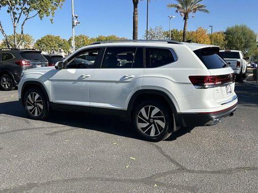 2025 Volkswagen Atlas 2.0T SEL