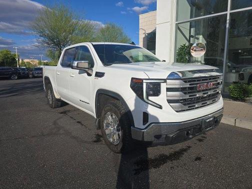 Summit White 2023 GMC Sierra 1500 SLE