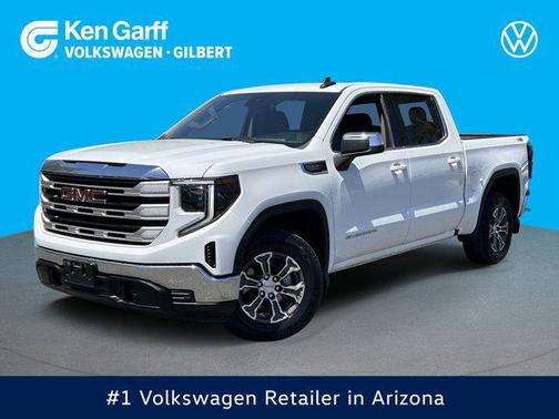 Summit White 2023 GMC Sierra 1500 SLE