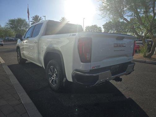 Summit White 2023 GMC Sierra 1500 SLE