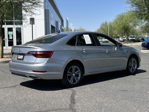 Pyrite Silver Metallic 2019 Volkswagen Jetta 1.4T R-Line