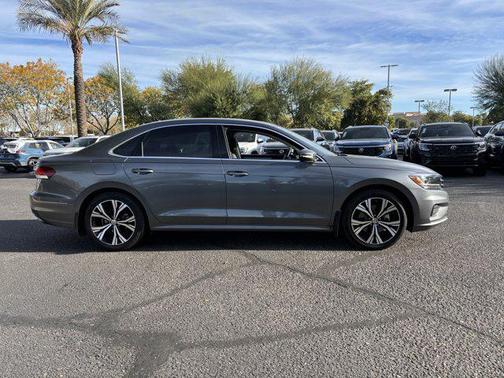 2021 Volkswagen Passat 2.0T SE