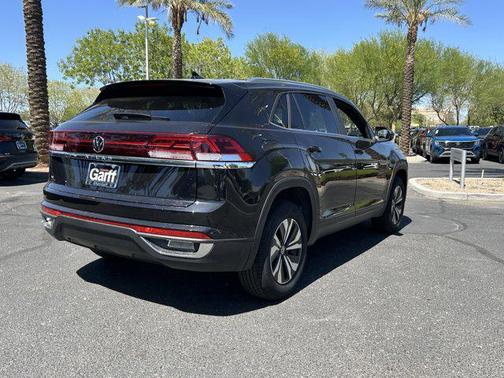 2025 Volkswagen Atlas Cross Sport 2.0T SE