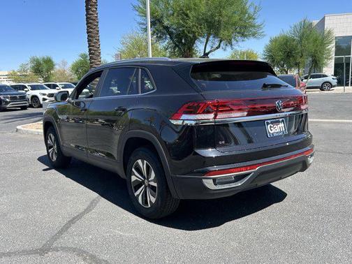 2025 Volkswagen Atlas Cross Sport 2.0T SE