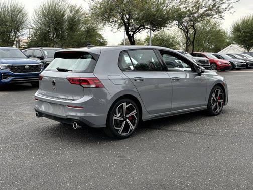 2026 Volkswagen Golf GTI 2.0T SE DSG
