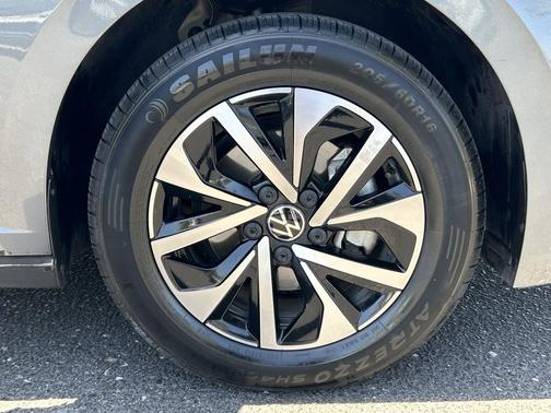 Pyrite Silver Metallic 2024 Volkswagen Jetta 1.5T S
