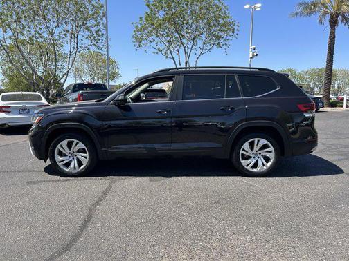 2021 Volkswagen Atlas 3.6L SE w/Technology