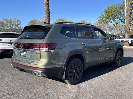 2026 Volkswagen Atlas 2.0T SE w/Technology 4MOTION