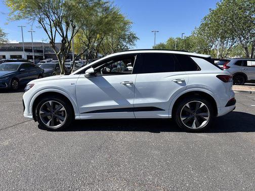 Glacier White Metallic 2023 Audi Q4 e-tron Prestige 50 quattro