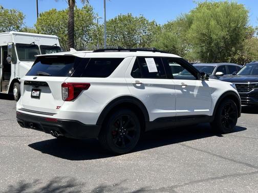 Star White Metallic Tri-Coat 2020 Ford Explorer ST