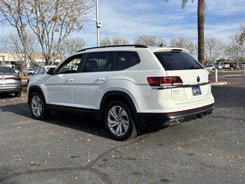 2023 Volkswagen Atlas 3.6L SE w/Technology