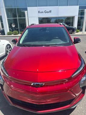Radiant Red Tintcoat 2023 Chevrolet Bolt EUV FWD LT
