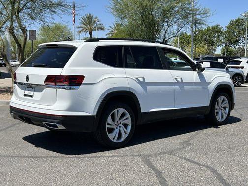 Pure White 2023 Volkswagen Atlas 3.6L SE w/Technology
