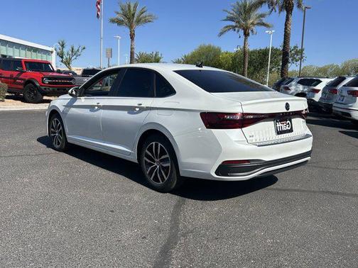2025 Volkswagen Jetta 1.5T SE
