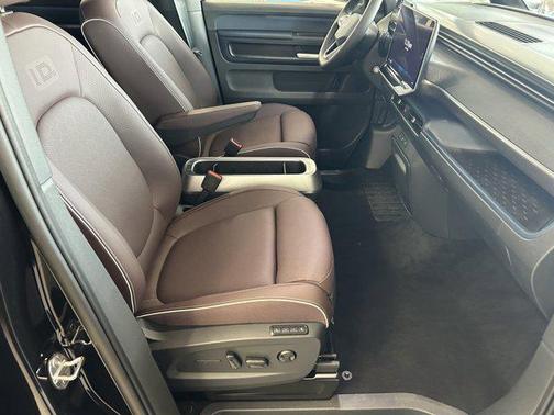 2025 Volkswagen ID. Buzz Pro S