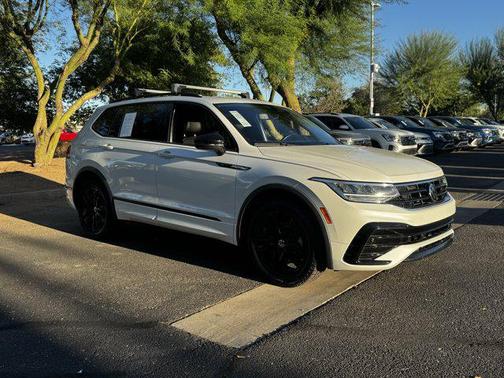 2022 Volkswagen Tiguan 2.0T SE R-Line Black