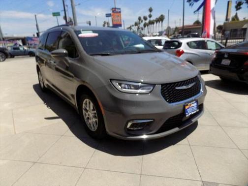 2022 Chrysler Pacifica Touring L