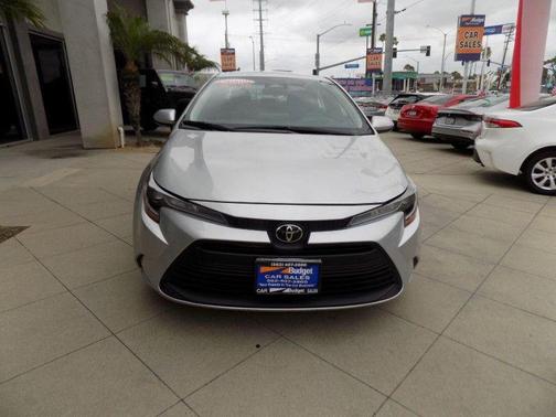 Classic Silver Metallic 2024 Toyota Corolla LE
