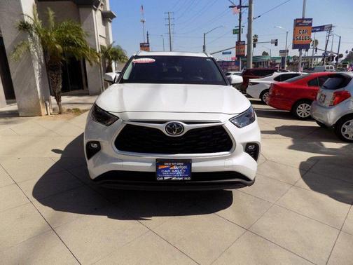 2024 Toyota Highlander XLE