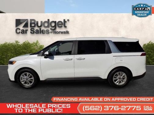 2024 Kia Carnival LX