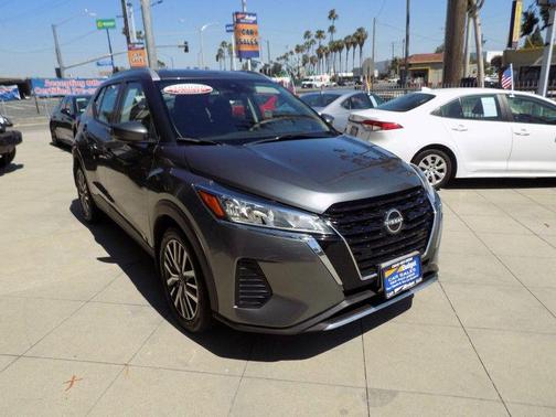 Gray 2024 Nissan Kicks SV