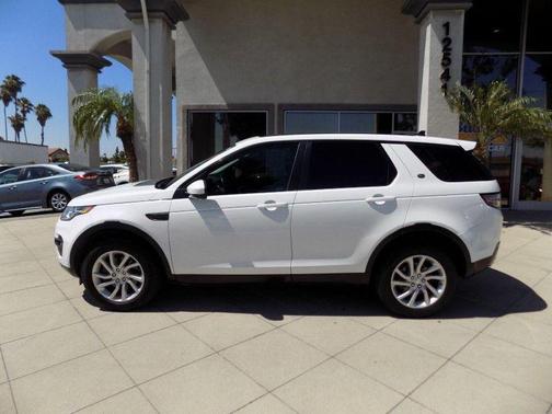White 2016 Land Rover Discovery Sport