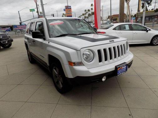 Bright White Clearcoat 2016 Jeep Patriot Sport