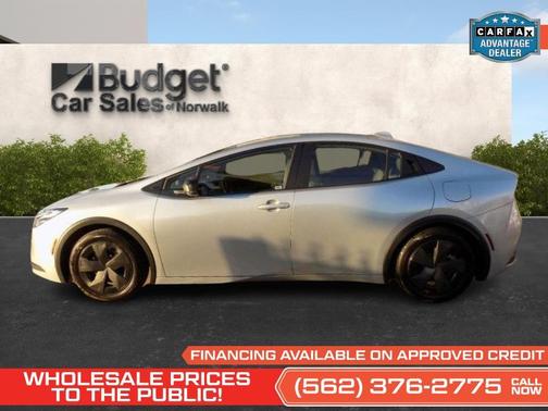 2024 Toyota Prius LE