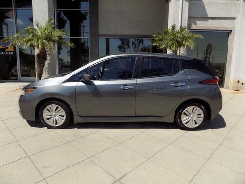 Gun Metallic 2023 Nissan Leaf S 40 kWh