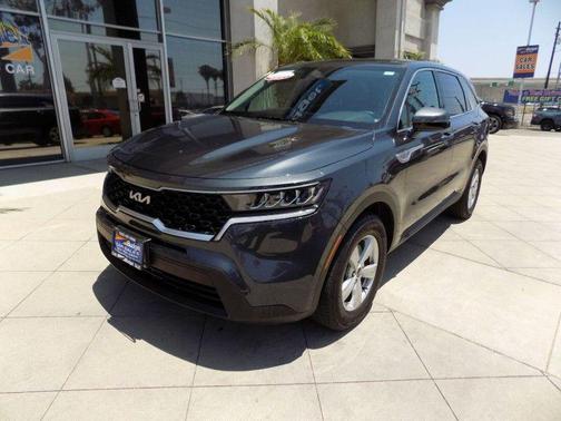 2023 Kia Sorento LX