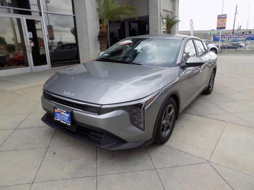 Steel Gray 2025 Kia K4 LXS