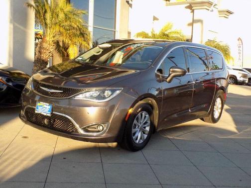 2019 Chrysler Pacifica Touring Plus