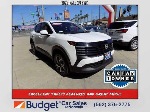 White 2025 Nissan Kicks SV