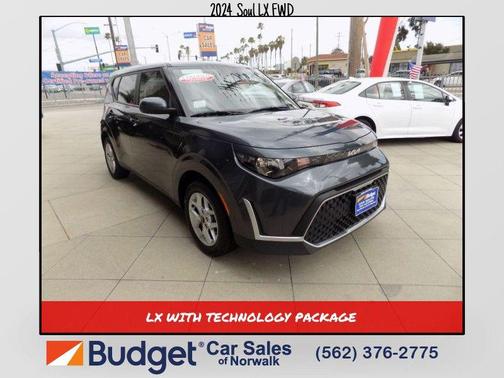 Gray 2024 Kia Soul LX