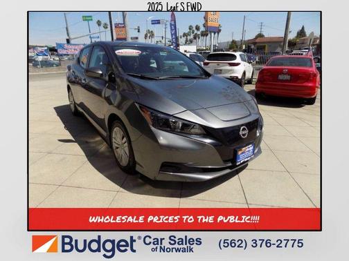 Gun Metallic 2025 Nissan Leaf S