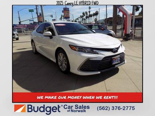 2025 Toyota Camry LE