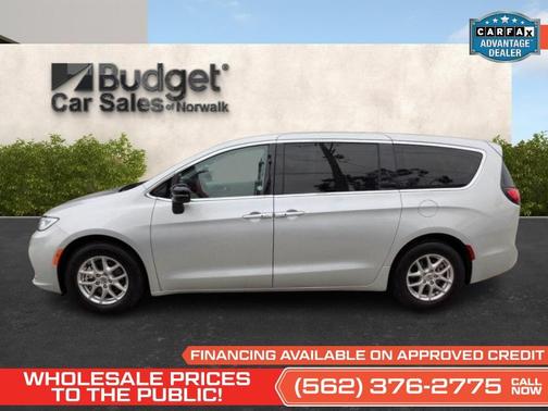 2024 Chrysler Pacifica Touring L