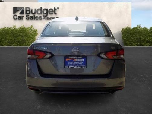 2023 Nissan Versa 1.6 SV