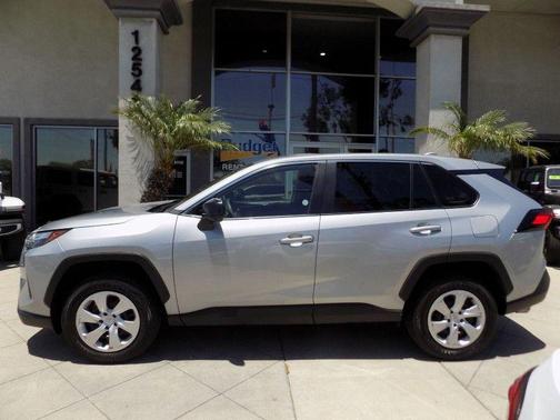 Silver Sky Metallic 2025 Toyota RAV4 LE