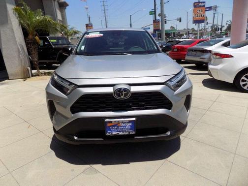 Silver Sky Metallic 2025 Toyota RAV4 LE