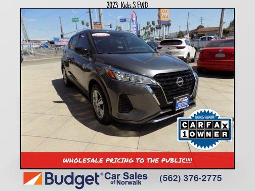 Gun Metallic 2023 Nissan Kicks S