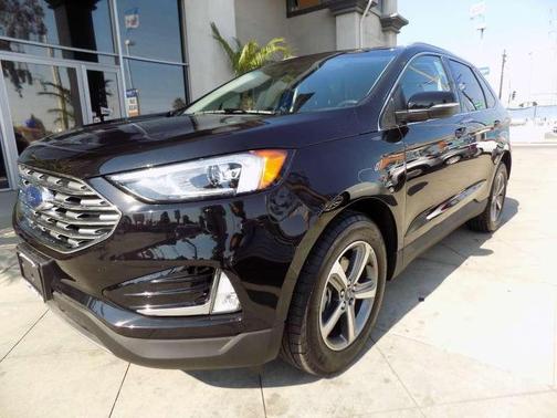 Photo 2 of 27 of 2020 Ford Edge SEL
