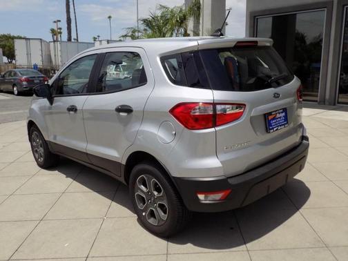 Photo 4 of 32 of 2020 Ford EcoSport S