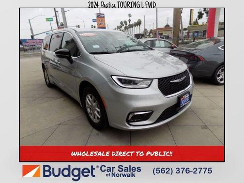 2024 Chrysler Pacifica Touring L