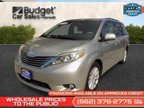 2017 Toyota Sienna XLE