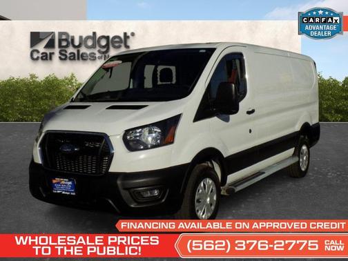 Oxford White 2024 Ford Transit-250 Base