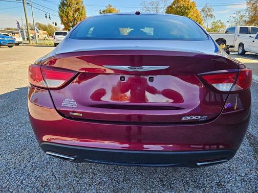 2015 Chrysler 200 S