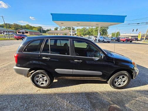 2005 Toyota RAV4 Base