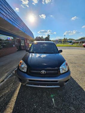 2005 Toyota RAV4 Base