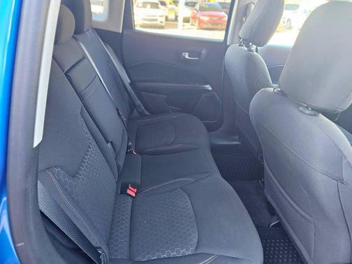 2018 Jeep Compass Sport